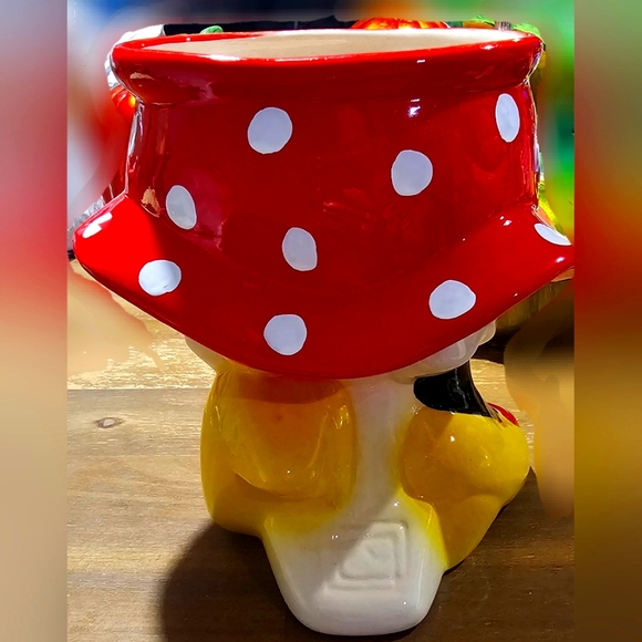 Ceramic - Picture 2 of 3